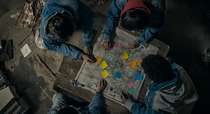 The Map - Billy and his friends unlock more secret locations by playing the game